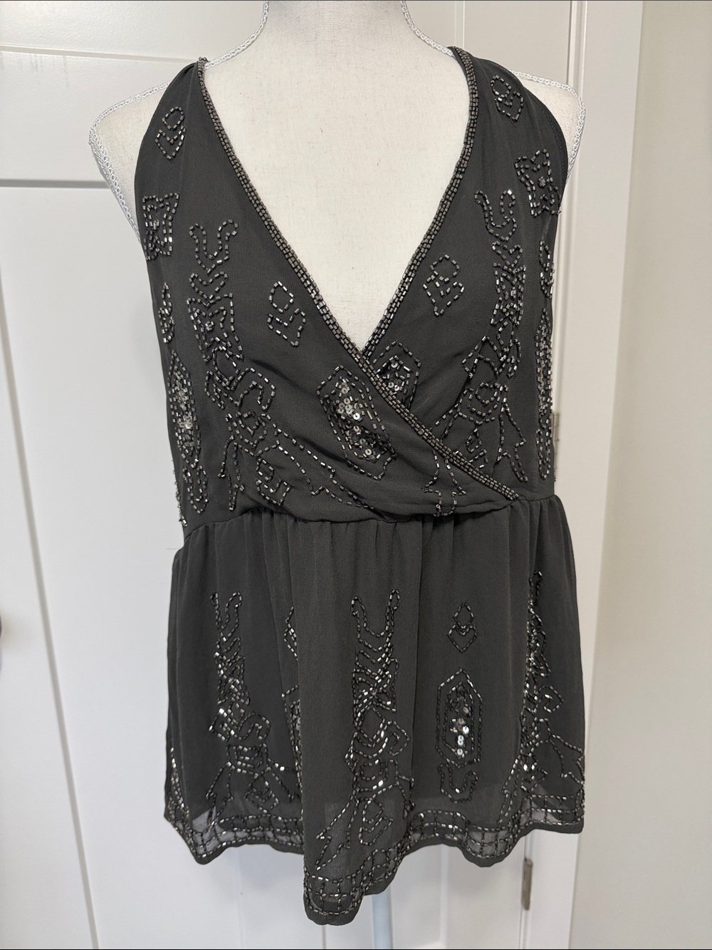 BKE Boutique Beaded V-Neck Women's Gray Embellished Blouse - Size Medium